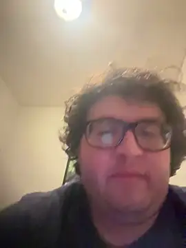 bisexualust online show from 22, 4, 2026