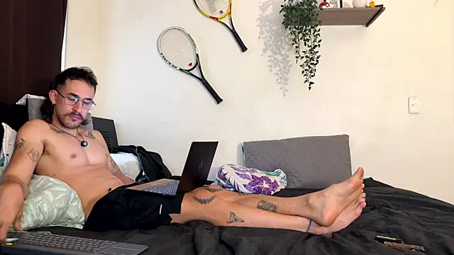 Aaron wheel online show from 26, 5, 2026