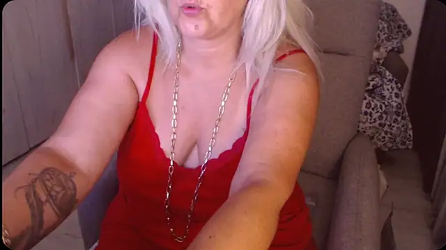 Divineblond online show from 13, 7, 2026