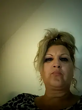 Divineblond online show from 7, 10, 2025