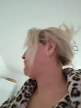 Divineblond online show from 26, 2, 2026