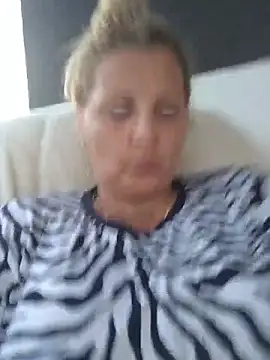Snapshot of Divineblond chatting on 31, 5, 2026 Divineblond online show from 31, 5, 2026