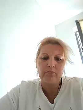 Divineblond online show from 23, 9, 2025
