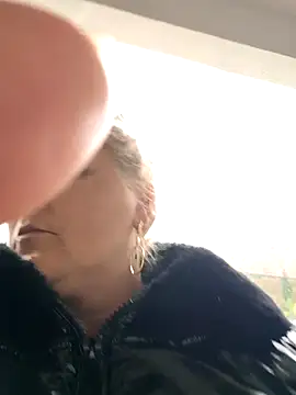 Divineblond online show from 24, 10, 2025