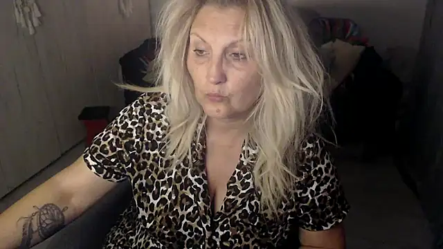 Divineblond online show from 16, 4, 2026