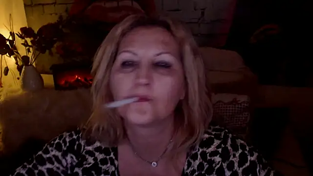 Divineblond online show from 15, 3, 2025