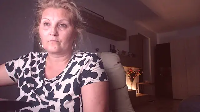 Divineblond online show from 18, 9, 2025