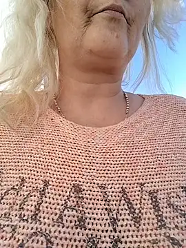 Divineblond online show from 11, 2, 2026