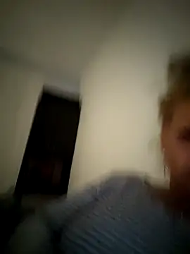 Divineblond online show from 8, 11, 2025