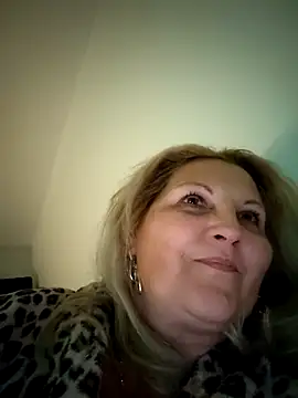 Divineblond online show from 17, 10, 2025