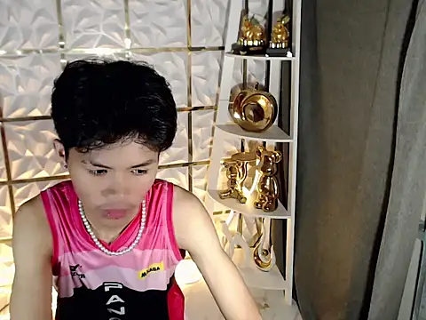 sweet cuttieguy online show from 23, 4, 2026