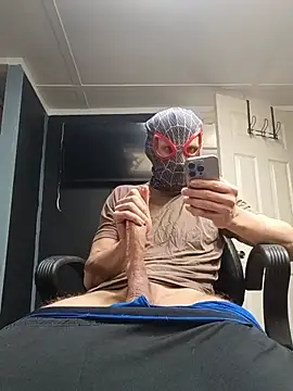 Snapshot of bwcloverboy2 chatting on 3, 6, 2026 bwcloverboy2 online show from 3, 6, 2026