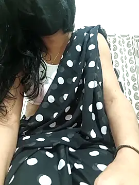 Snapshot of ravi_10o chatting on 13, 5, 2026 ravi 10o online show from 13, 5, 2026
