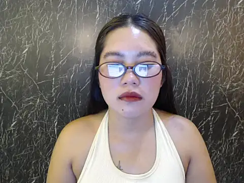 Snapshot of ur_prettychelsie chatting on 27, 4, 2026 ur prettychelsie online show from 27, 4, 2026