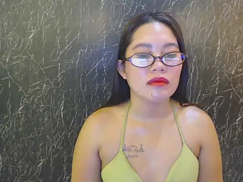 Snapshot of ur_prettychelsie chatting on 26, 4, 2026 ur prettychelsie online show from 26, 4, 2026