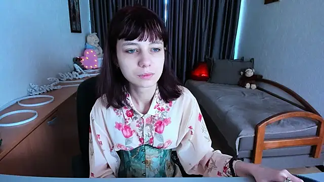 Snapshot of MiniLysii chatting on 8, 5, 2026 MiniLysii online show from 8, 5, 2026