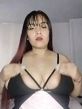 Snapshot of MiaKhaliFFa69 chatting on 8, 7, 2026 MiaKhaliFFa69 online show from 8, 7, 2026