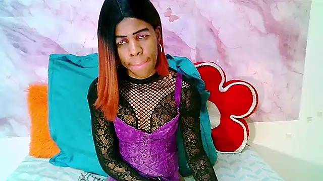 Snapshot of EbonySweetPeach chatting on 11, 7, 2026 EbonySweetPeach online show from 11, 7, 2026