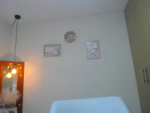 krystal lovely  online show from 27, 4, 2026