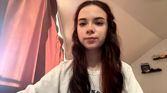 Snapshot of JoellaGrode chatting on 4, 5, 2026 JoellaGrode online show from 4, 5, 2026