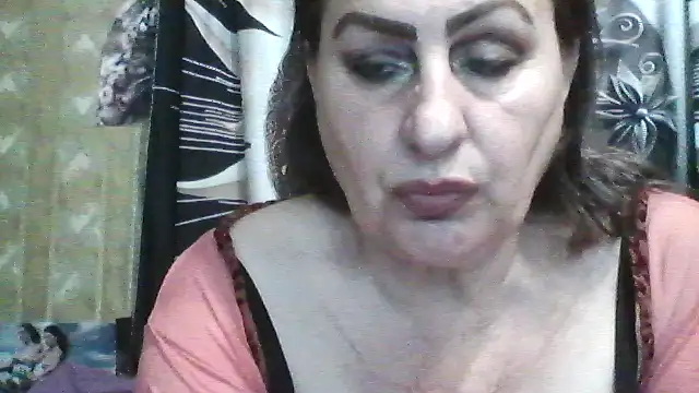 Snapshot of LoaqLovew chatting on 6, 6, 2026 LoaqLovew online show from 6, 6, 2026