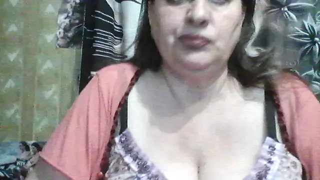 Snapshot of LoaqLovew chatting on 7, 6, 2026 LoaqLovew online show from 7, 6, 2026