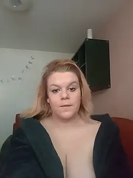 Maryquenn online show from 20, 5, 2026