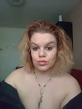 Maryquenn online show from 18, 5, 2026