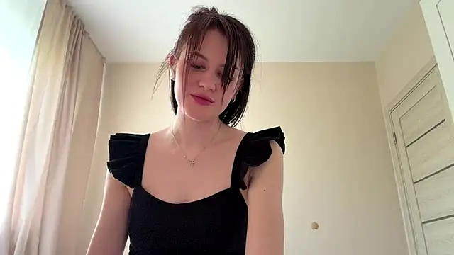 Snapshot of YourChristine chatting on 3, 5, 2026 YourChristine online show from 3, 5, 2026
