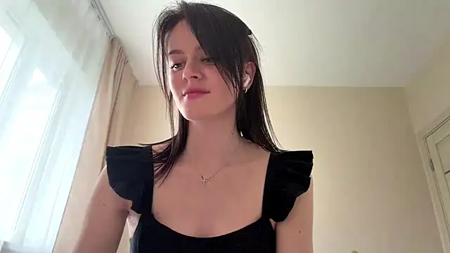 Snapshot of YourChristine chatting on 28, 4, 2026 YourChristine online show from 28, 4, 2026
