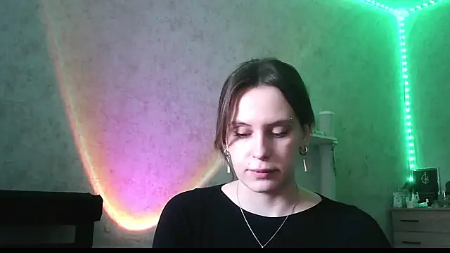 Snapshot of shy_Miracle chatting on 3, 7, 2026 shy Miracle online show from 3, 7, 2026