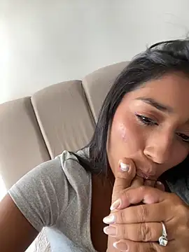 Snapshot of SaryJonex chatting on 16, 7, 2026 SaryJonex online show from 16, 7, 2026