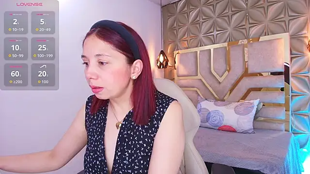 Snapshot of stephaniesun_ chatting on 4, 6, 2026 stephaniesun online show from 4, 6, 2026