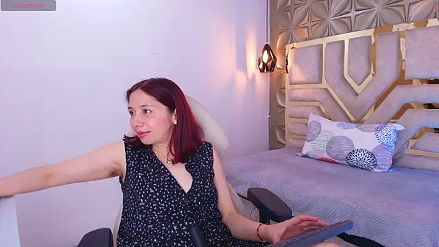 Snapshot of stephaniesun_ chatting on 7, 6, 2026 stephaniesun online show from 7, 6, 2026
