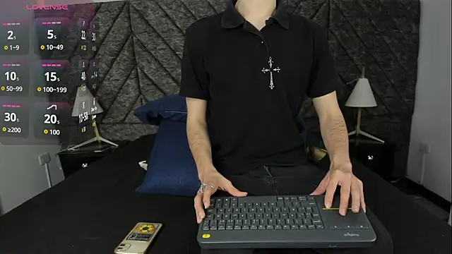 Snapshot of DemonFoxx chatting on 9, 6, 2026 DemonFoxx online show from 9, 6, 2026