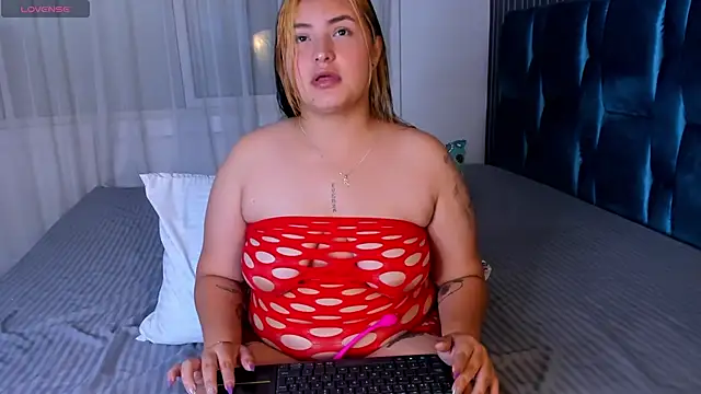 SabrinaMaddox online show from 27, 5, 2026