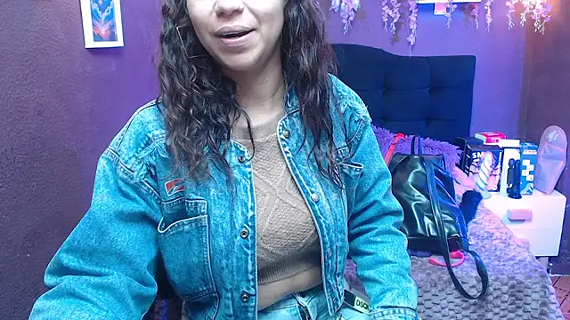Snapshot of monik299 chatting on 21, 5, 2026 monik299 online show from 21, 5, 2026
