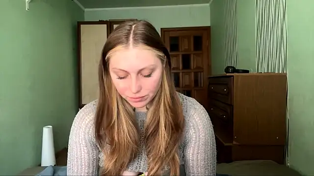 Snapshot of DeannaDorton chatting on 4, 5, 2026 DeannaDorton online show from 4, 5, 2026