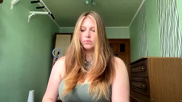 Snapshot of DeannaDorton chatting on 20, 5, 2026 DeannaDorton online show from 20, 5, 2026