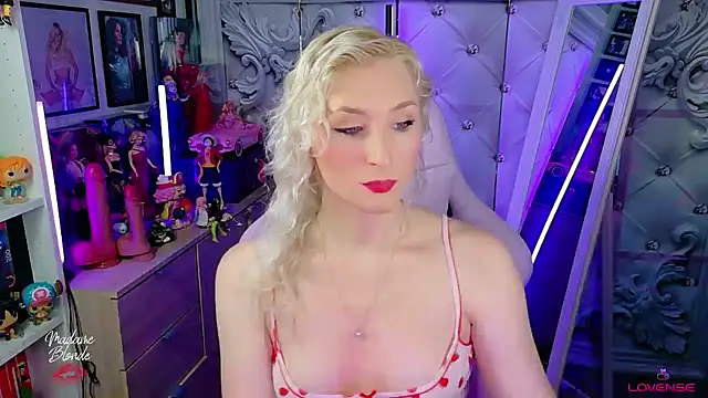 Madame Blonde online show from 11, 7, 2026