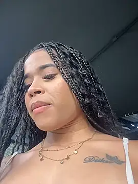 Snapshot of EmmaExoticaXXX chatting on 7, 7, 2026 EmmaExoticaXXX online show from 7, 7, 2026