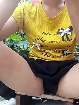 Snapshot of Rosie_LoveUU chatting on 27, 5, 2026 Rosie LoveUU online show from 27, 5, 2026