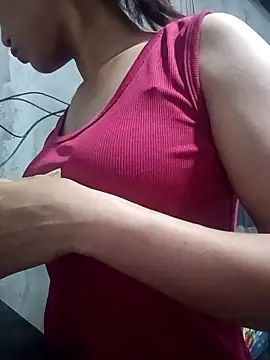 Snapshot of Rosie_LoveUU chatting on 15, 5, 2026 Rosie LoveUU online show from 15, 5, 2026