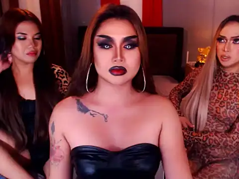 Snapshot of AmphitriteTara chatting on 7, 5, 2026 AmphitriteTara online show from 7, 5, 2026
