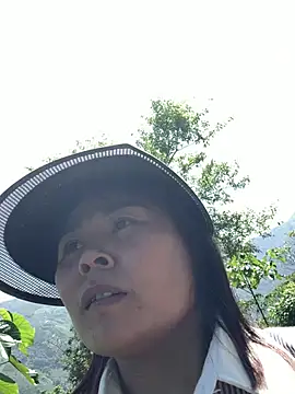 Snapshot of Helen-baby chatting on 14, 5, 2026 Helen-baby online show from 14, 5, 2026
