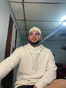sexy men22cm online show from 5, 6, 2026