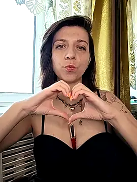 HeyyLuna online show from 5, 5, 2026