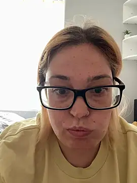 SecretRavenXO online show from 29, 5, 2026