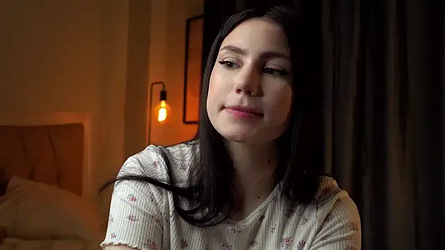 Snapshot of KasiReitan chatting on 18, 5, 2026 KasiReitan online show from 18, 5, 2026