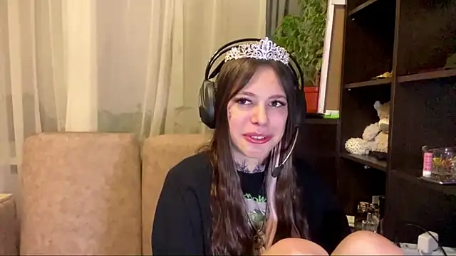 Snapshot of TuZezima chatting on 11, 5, 2026 TuZezima online show from 11, 5, 2026